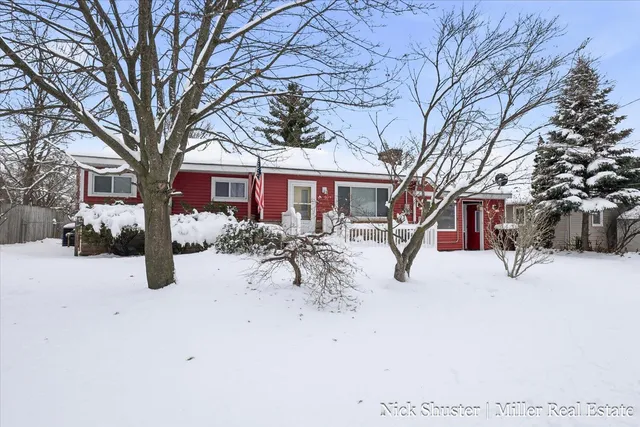 $249,900 | 414 West State Road, Hastings, MI 49058