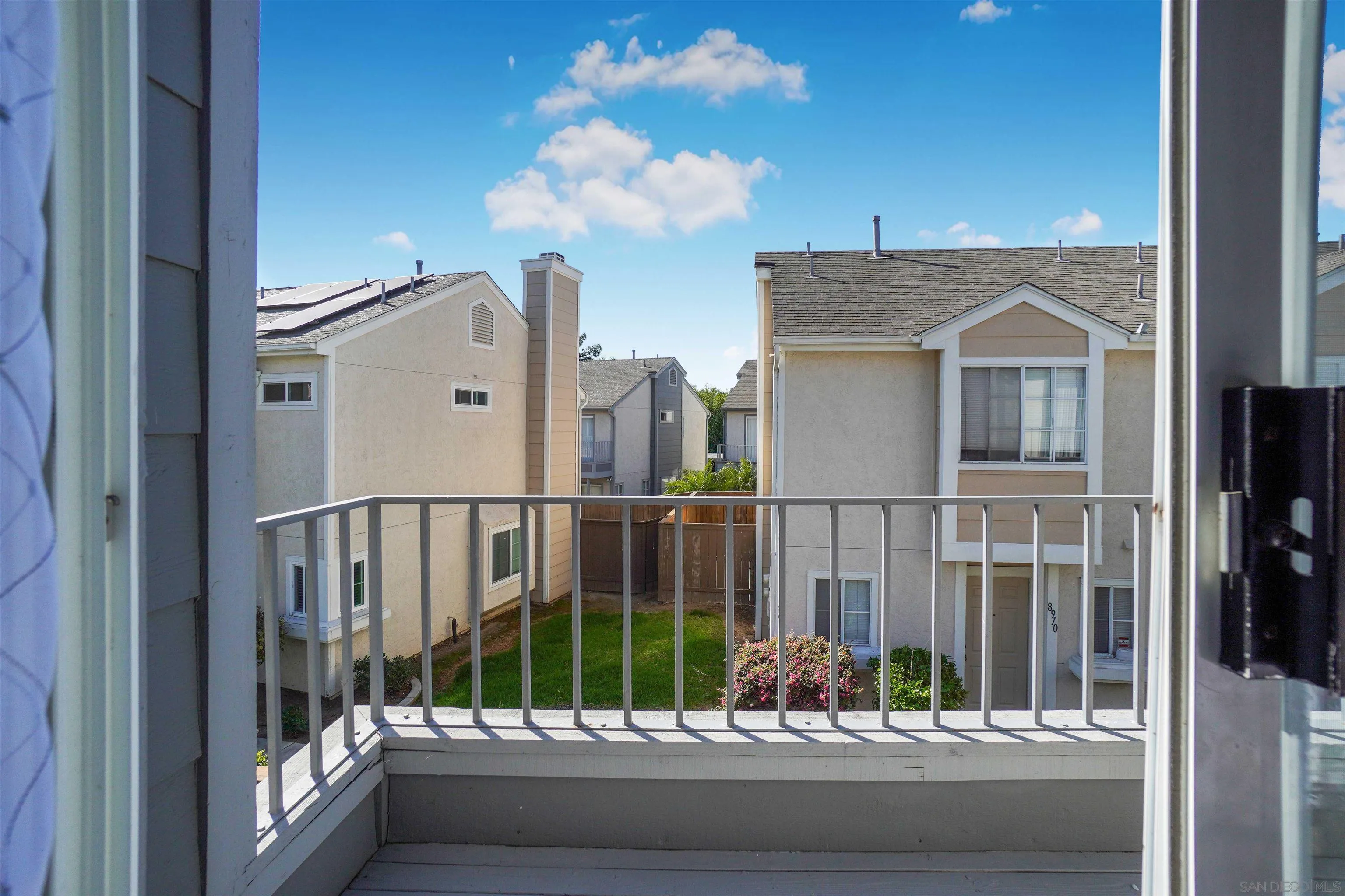 8966 Arlingdale Way Spring Valley, CA 91977 - Photo 18 of 24 a view of balcony with small garden