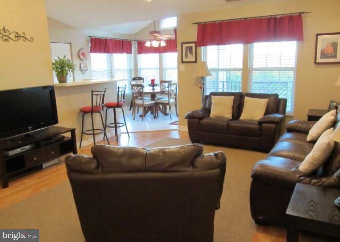 8338 Poplar Mill Road, Unit 8338 Baltimore, MD 21236 - Photo 2 of 7 Living Room