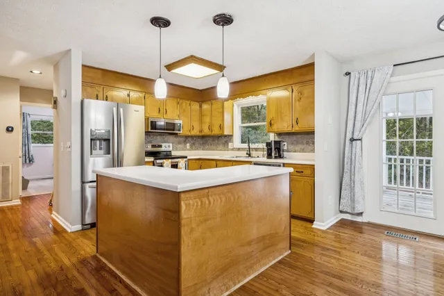 $499,900 | 207 Robinson Road, Dickson, TN 37055