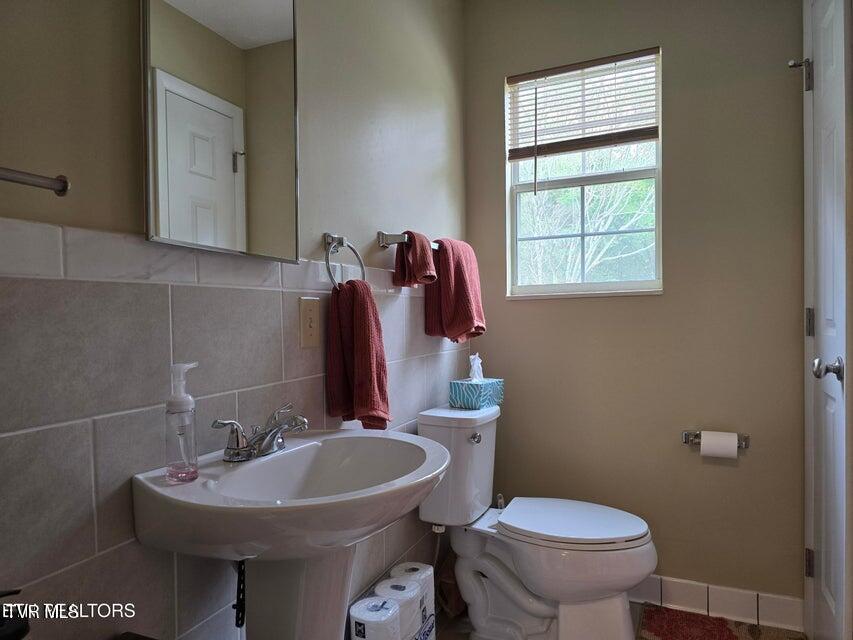 1432 Upper Caney Valley Road Tazewell, TN 37879 - Photo 21 of 60 21