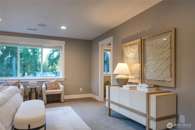 $2,190,000 | 6501 124th Avenue Northeast, Kirkland, WA 98033