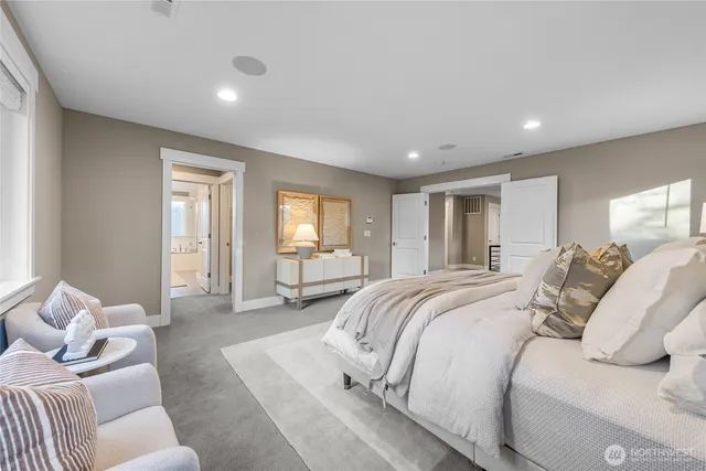 $2,190,000 | 6501 124th Avenue Northeast, Kirkland, WA 98033