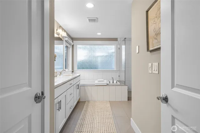 $2,190,000 | 6501 124th Avenue Northeast, Kirkland, WA 98033