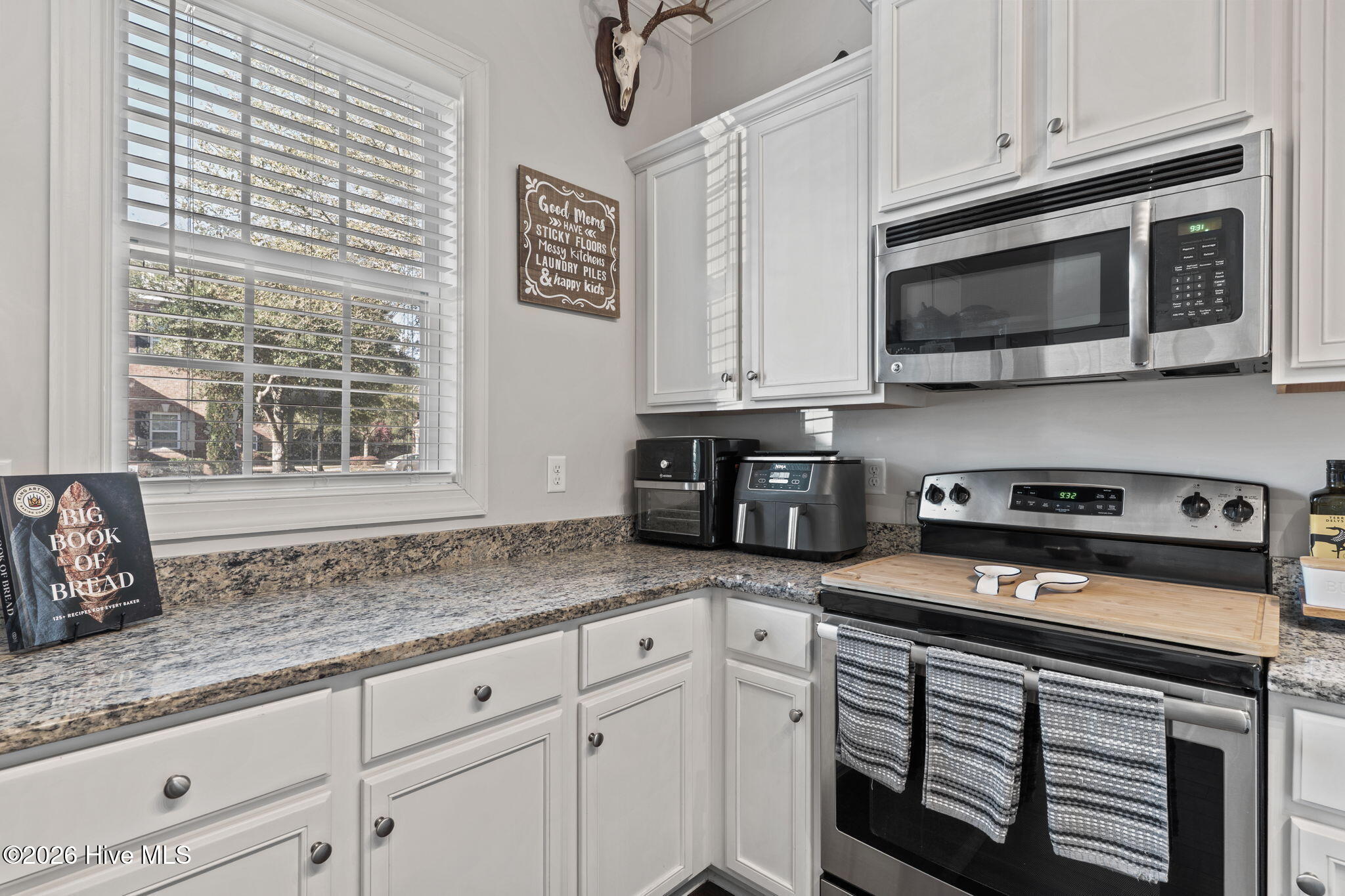 4938 Exton Park Loop Castle Hayne, NC 28429 - Photo 11 of 40 51-web-or-mls-30-print-DSC04220 copy