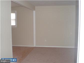 2724 Carter Road Trevose, PA 19053 - Photo 10 of 12