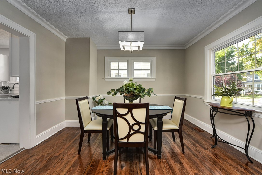 2641 South Taylor Road Cleveland Heights, OH 44118 - Photo 7 of 23