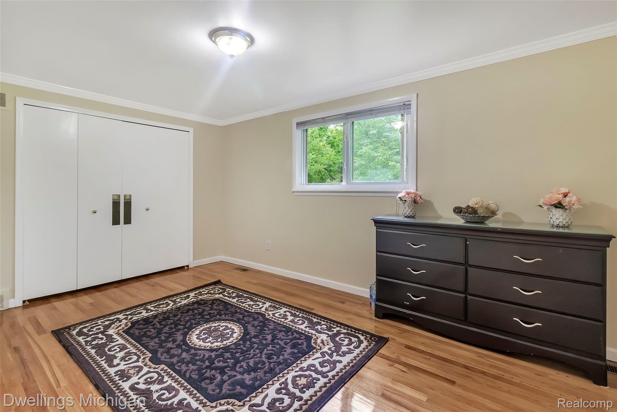 24219 Rouge Crest Road Southfield, MI 48033 - Photo 19 of 36 24219-Rouge-Crest-Road-Southfield-Michigan-windowstill-23.jpg