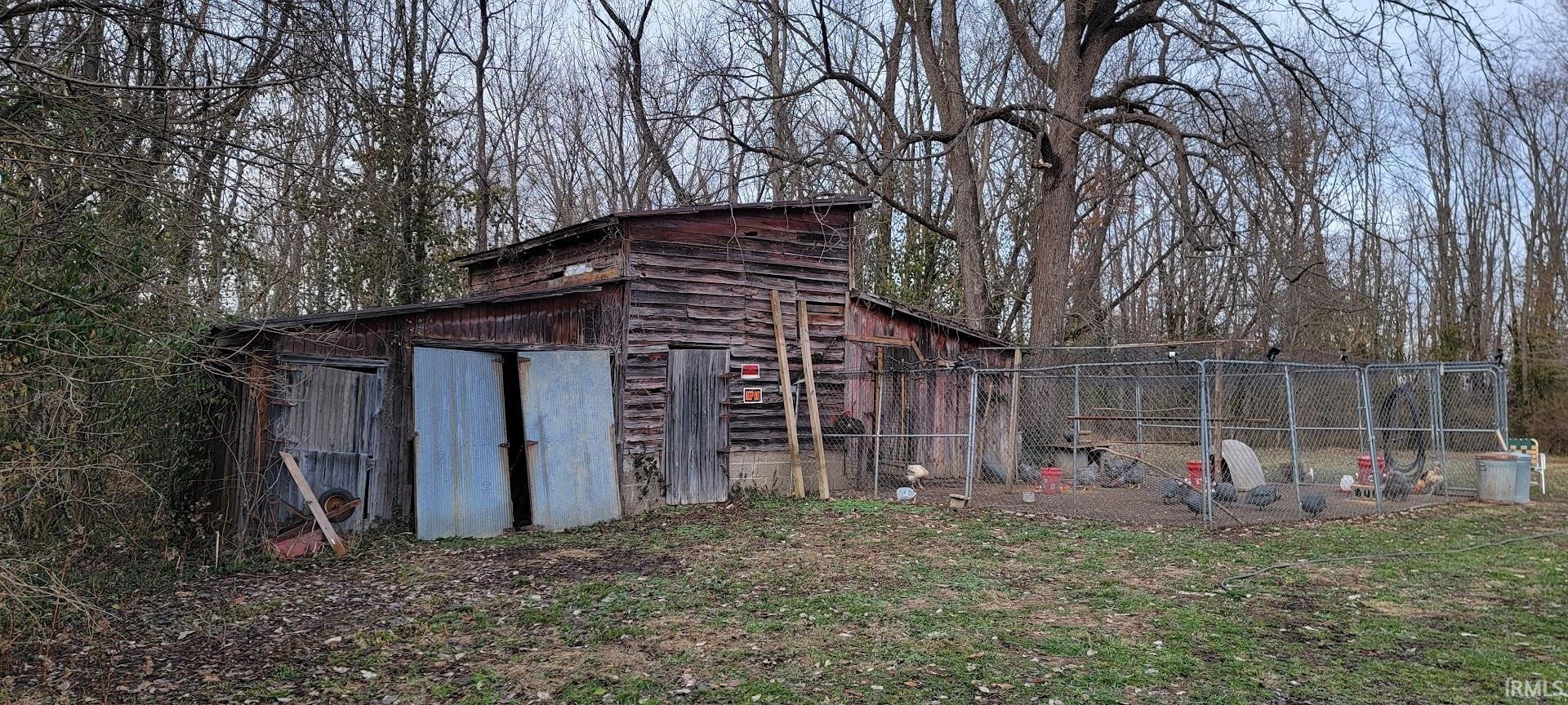 503 North Turman Street Carlisle, IN 47838 - Photo 10 of 15