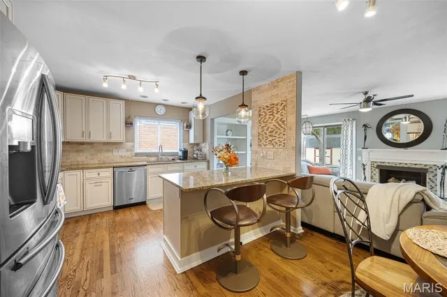 $550,000 | 314 Annondale Lane, Ballwin, MO 63011