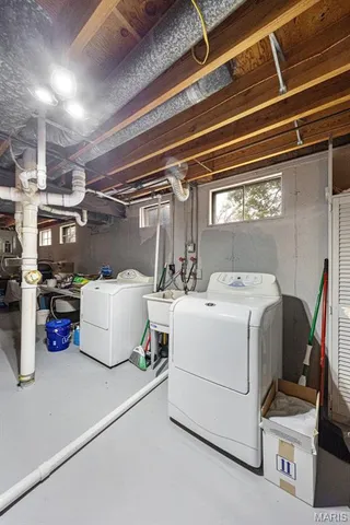 $550,000 | 314 Annondale Lane, Ballwin, MO 63011