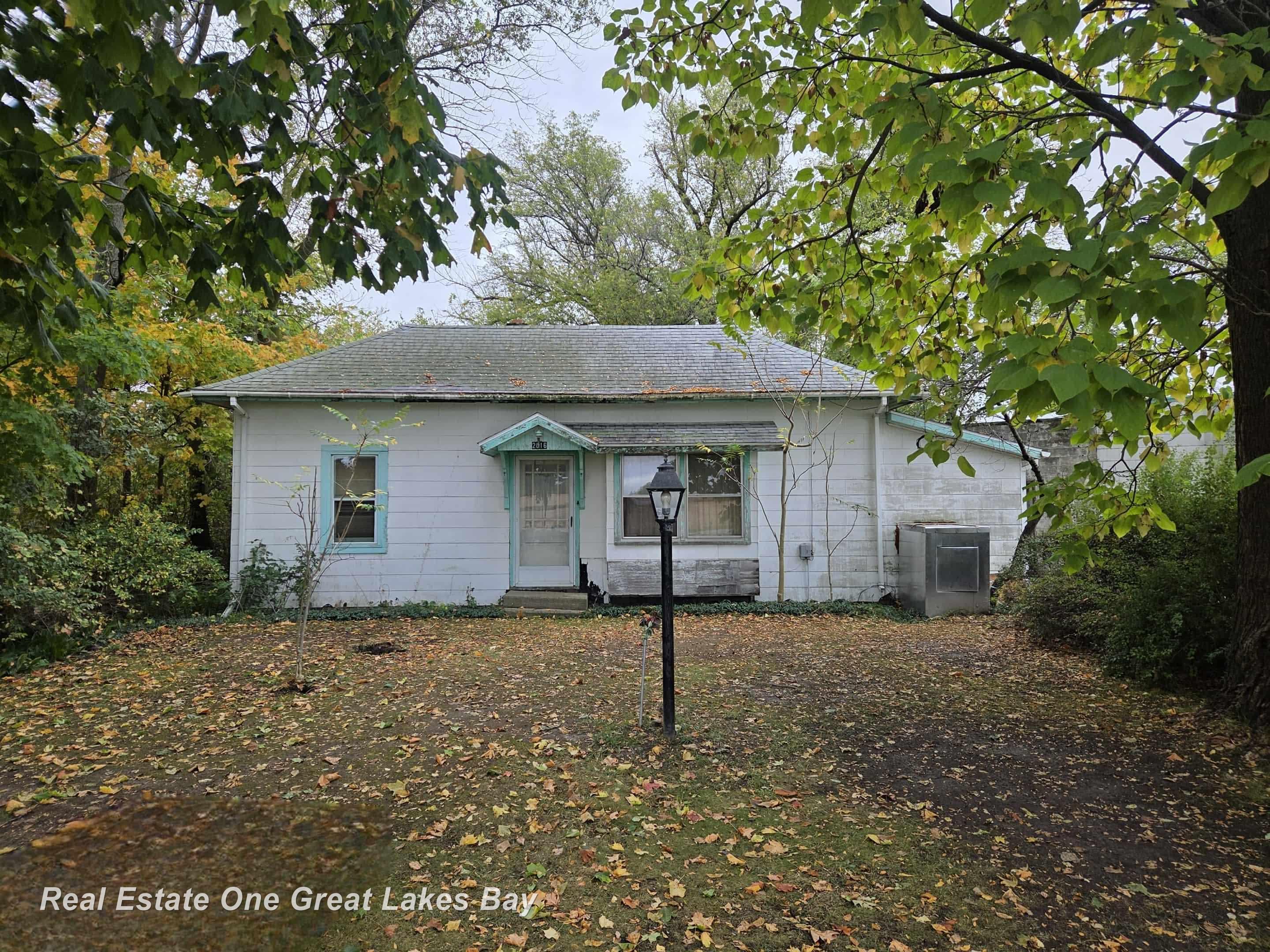2016 South Vassar Road Vassar, MI 48768 - Photo 1 of 15