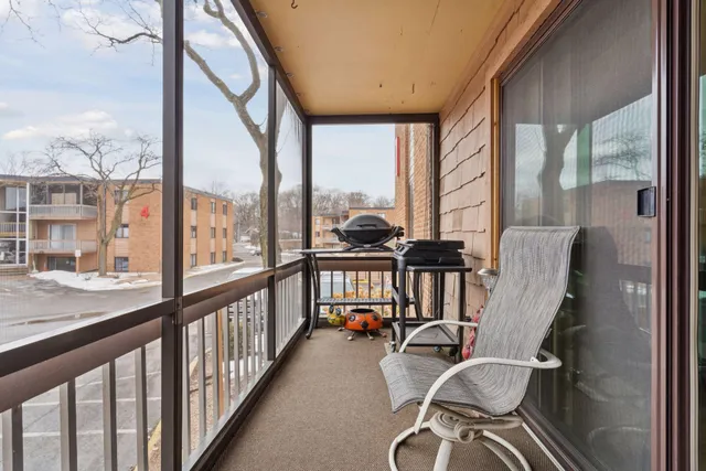 $255,000 | 5430 3 Points Boulevard, Unit 123, Mound, MN 55364