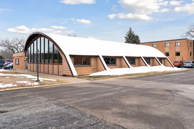 $255,000 | 5430 3 Points Boulevard, Unit 123, Mound, MN 55364