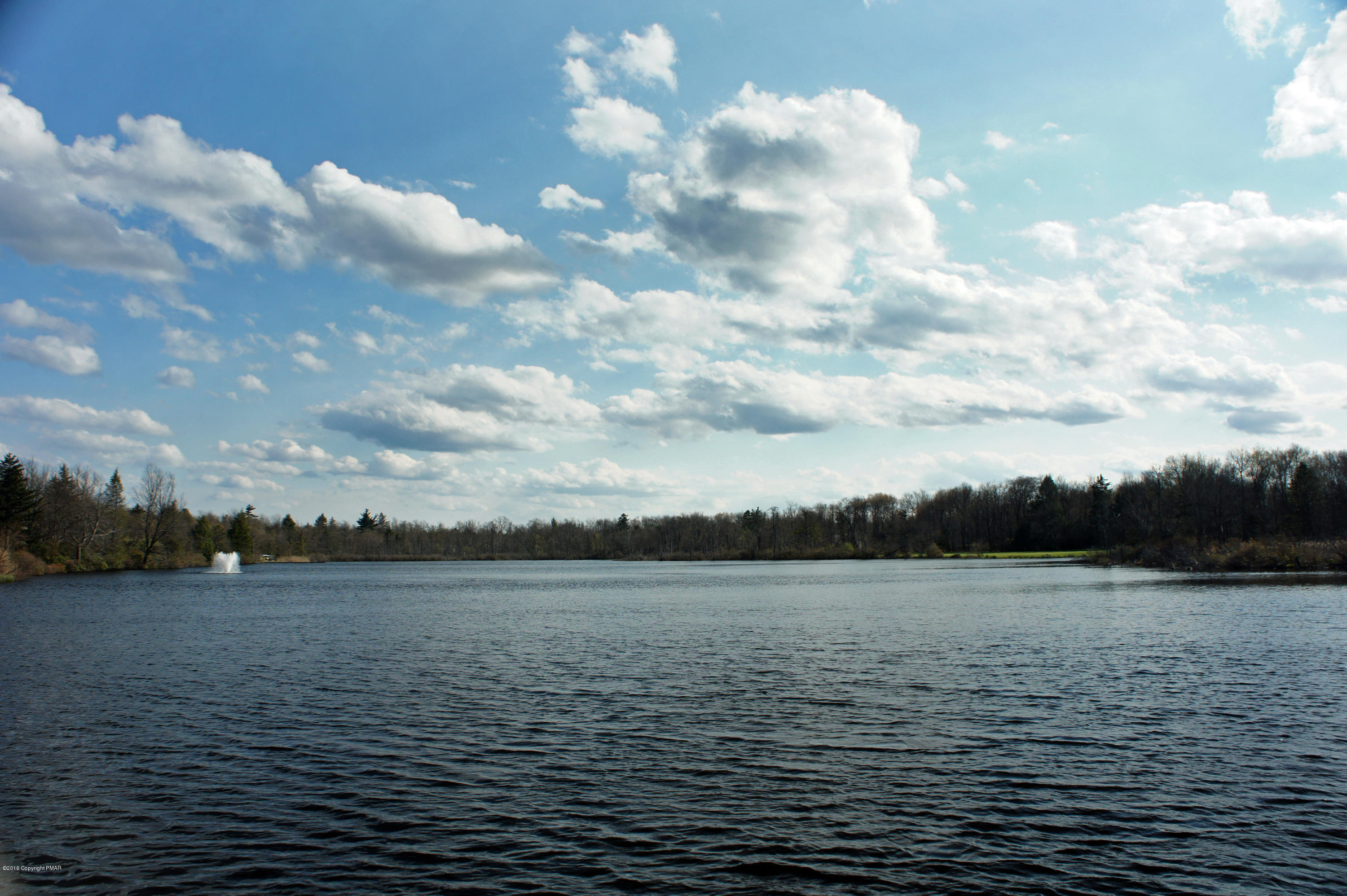 6036 Lake Road Tobyhanna, PA 18466 - Photo 6 of 7 Lake