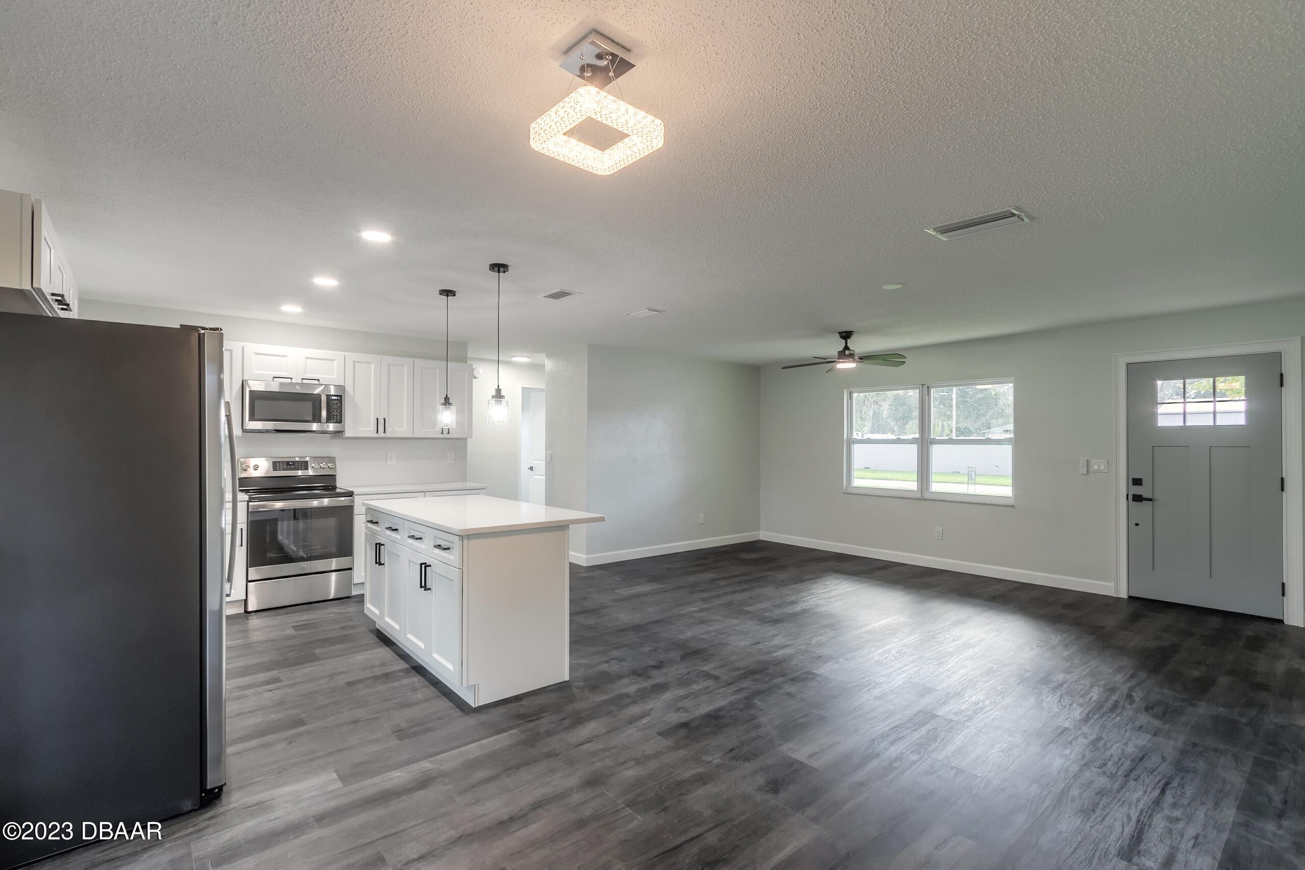 794 Bennett Road South Daytona, FL 32119 - Photo 18 of 40 Living Area 1-5