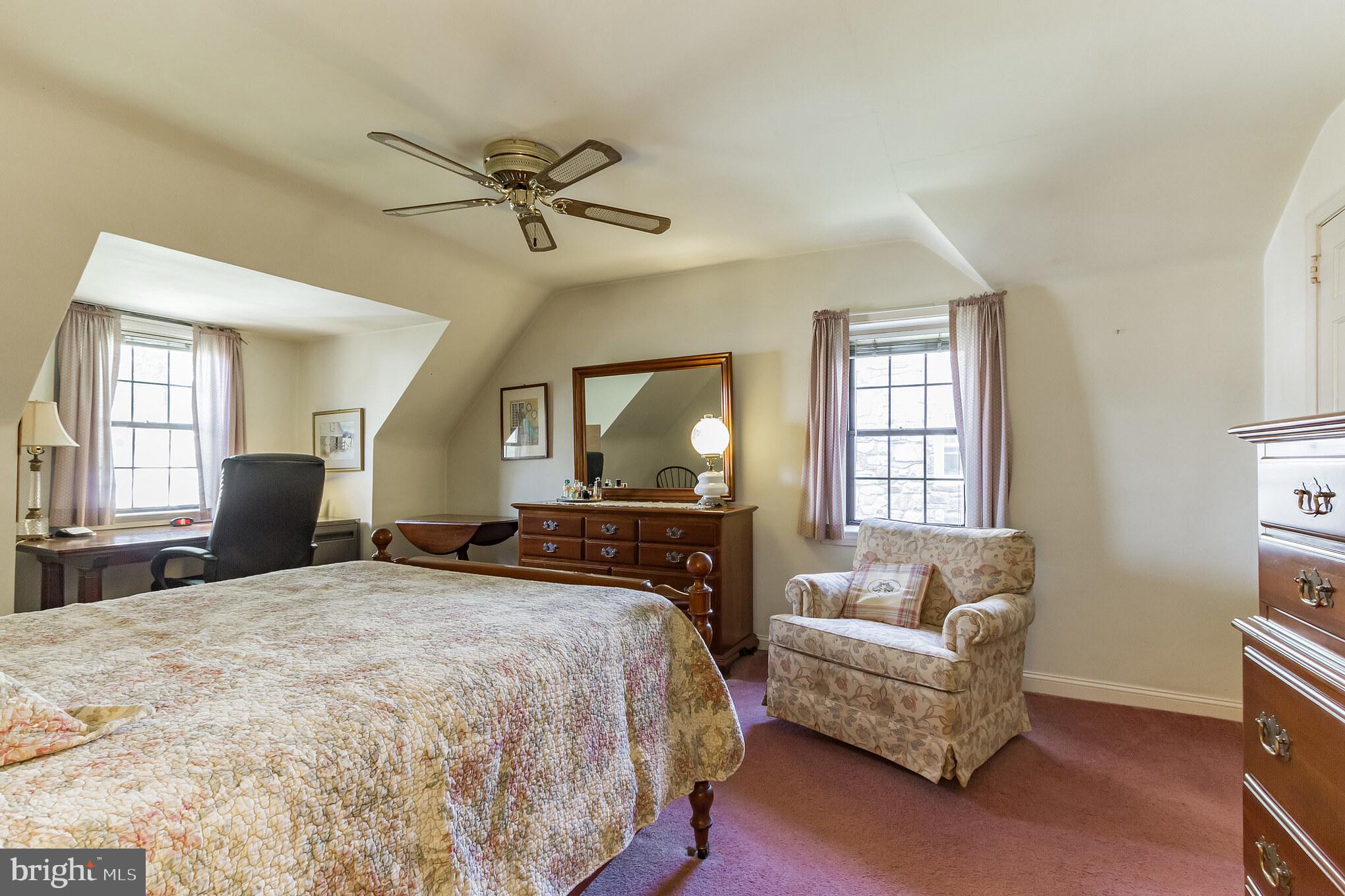 633 Laurel Road Springfield, PA 19064 - Photo 22 of 35