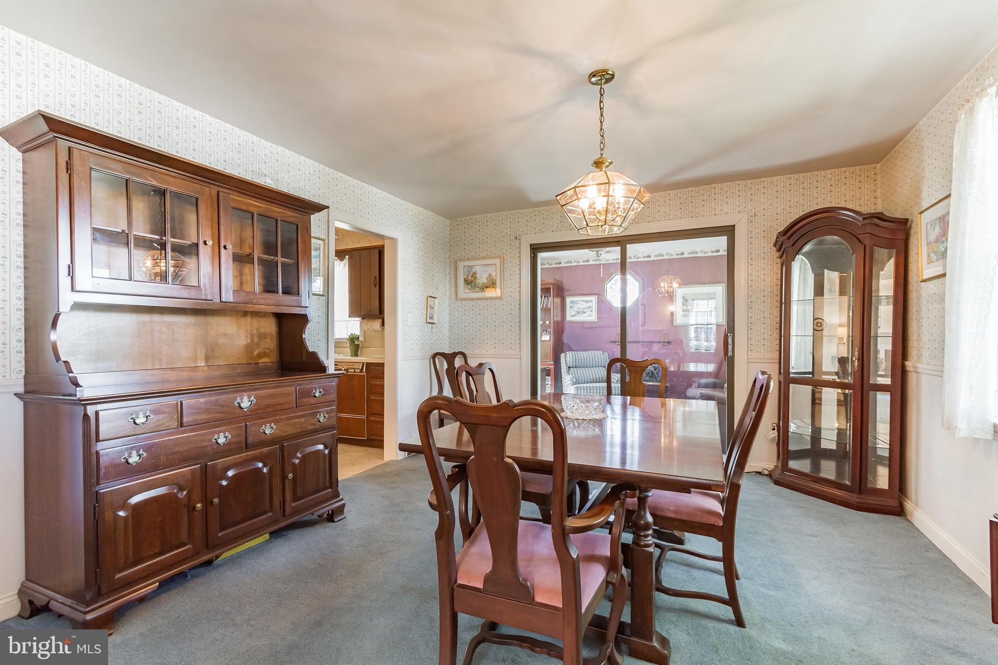 633 Laurel Road Springfield, PA 19064 - Photo 8 of 35
