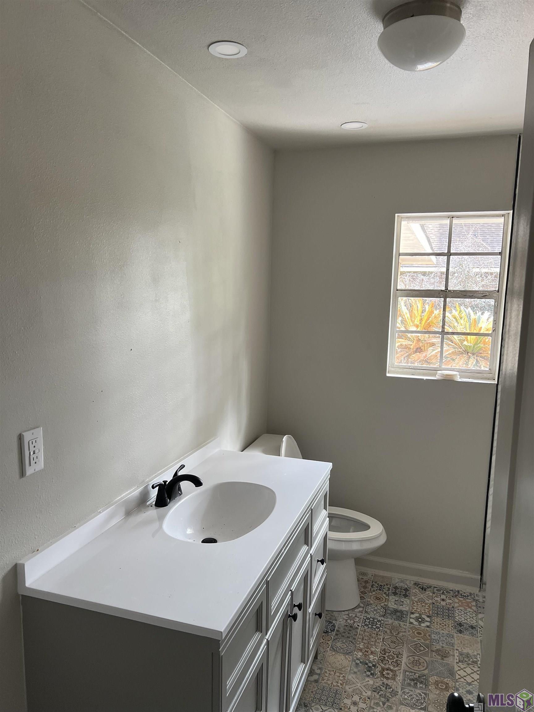 9370 West Tams Drive Baton Rouge, LA 70815 - Photo 5 of 6