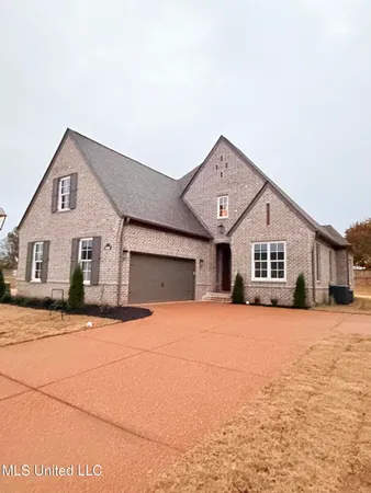 $435,000 | 4223 Bolivar Trail South, Olive Branch, MS 38654