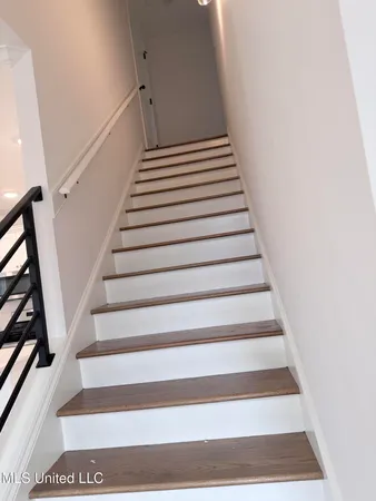 $435,000 | 4223 Bolivar Trail South, Olive Branch, MS 38654