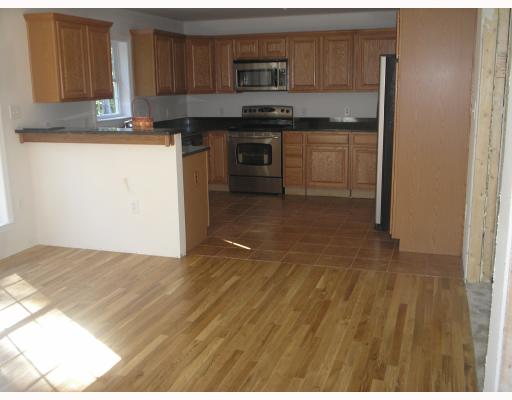 28 Briarwood Hill Road Exeter, RI 02822 - Photo 4 of 8 Kitchen.