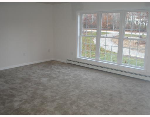28 Briarwood Hill Road Exeter, RI 02822 - Photo 6 of 8 Living Room.