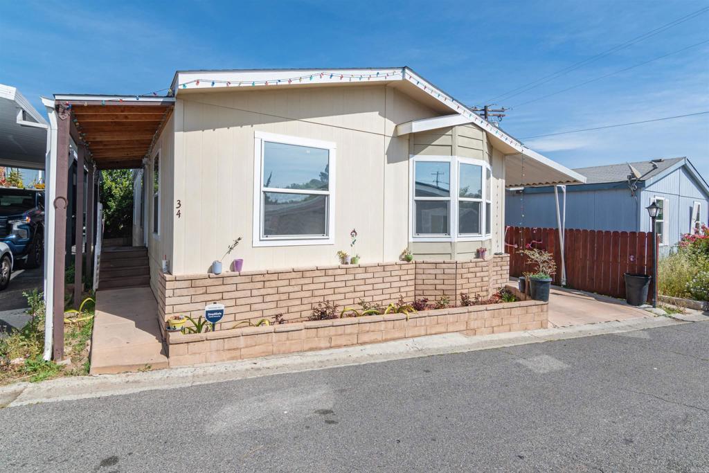 1638 Calavo Road, Unit 34 Fallbrook, CA 92028 - Photo 14 of 17