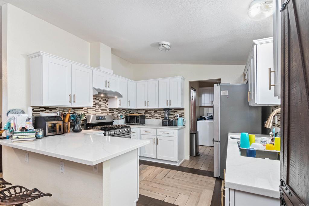 1638 Calavo Road, Unit 34 Fallbrook, CA 92028 - Photo 5 of 17