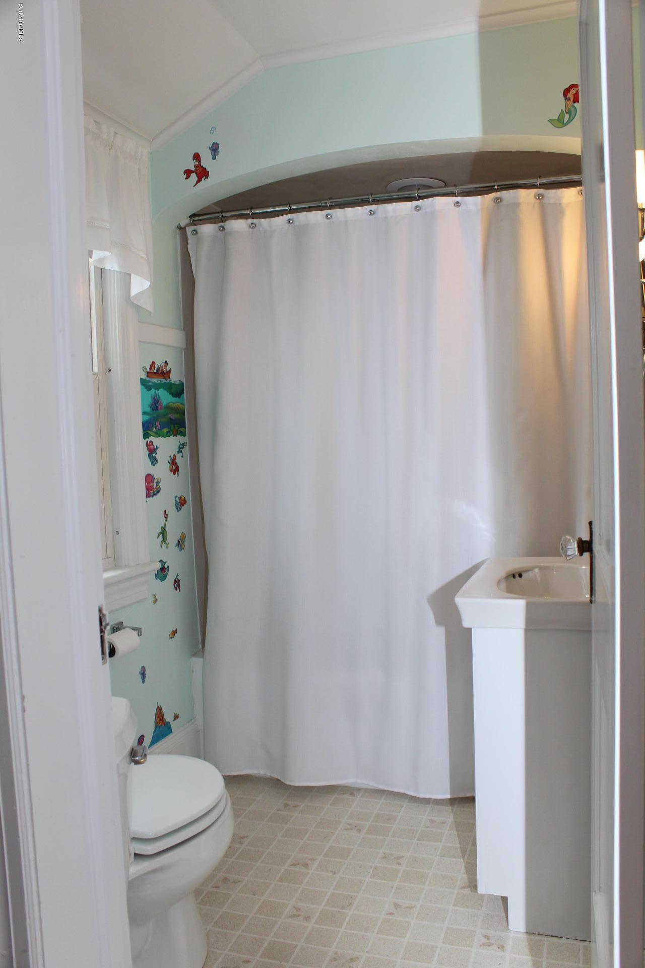230 Holmes Road Pittsfield, MA 01201 - Photo 19 of 22 Full Bathroom(2nd Floor)