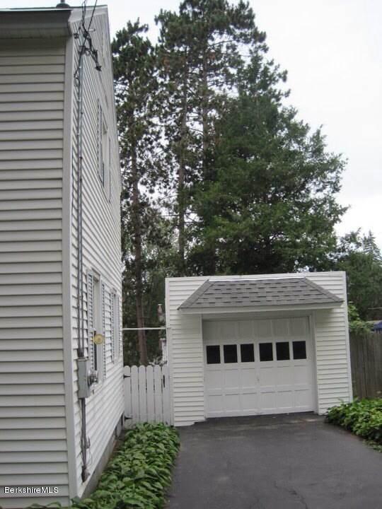 230 Holmes Road Pittsfield, MA 01201 - Photo 20 of 22 1 Car Detached Garage
