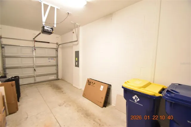 $2,095 | 10296 Trumpet Honeysuckle Way, San Antonio, FL 33576