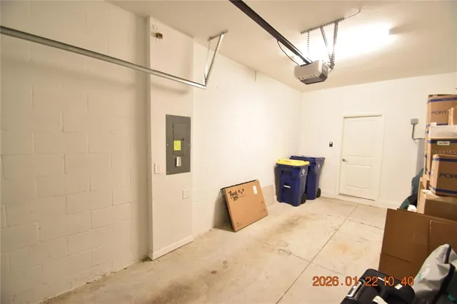 $2,095 | 10296 Trumpet Honeysuckle Way, San Antonio, FL 33576