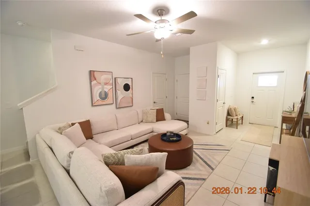 $2,095 | 10296 Trumpet Honeysuckle Way, San Antonio, FL 33576