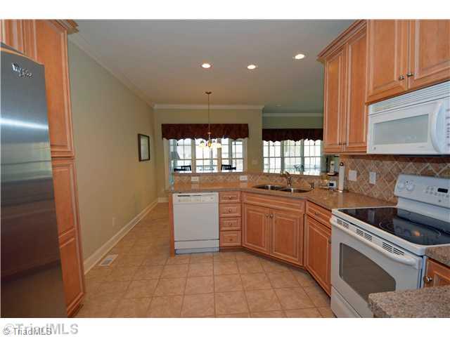 2372 Addison Boulevard High Point, NC 27262 - Photo 5 of 16 Kitchen.