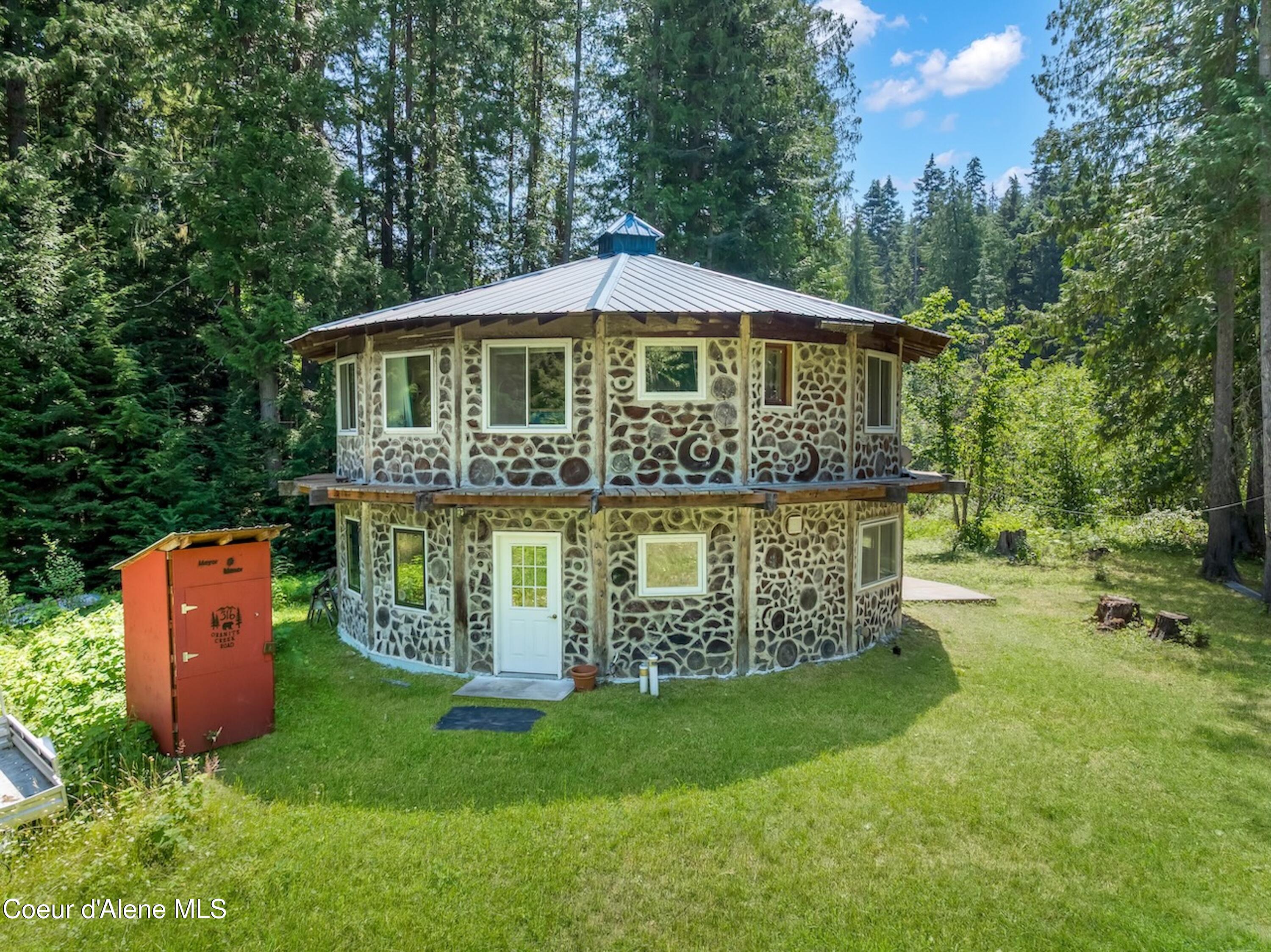 316 Granite Creek Road Nordman, ID 83848 - Photo 38 of 43 Main Home