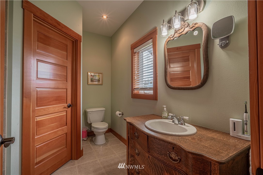 644 Pangborn Road Lynden, WA 98264 - Photo 12 of 29