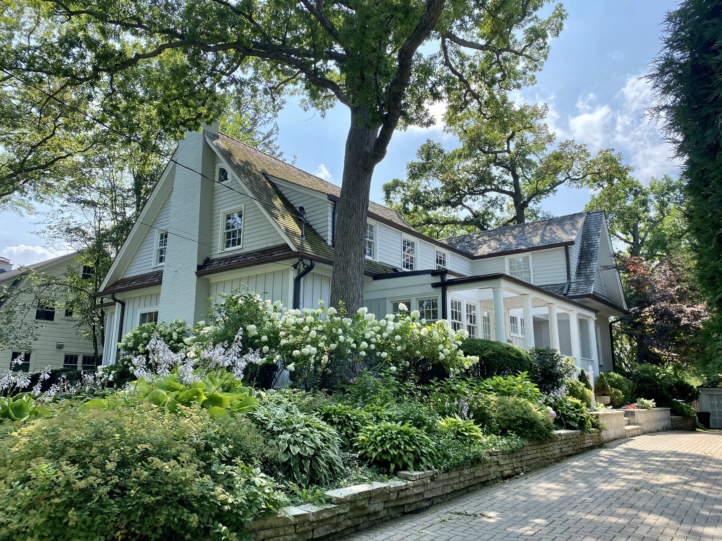 864 Burr Avenue, IL 60093 Compass