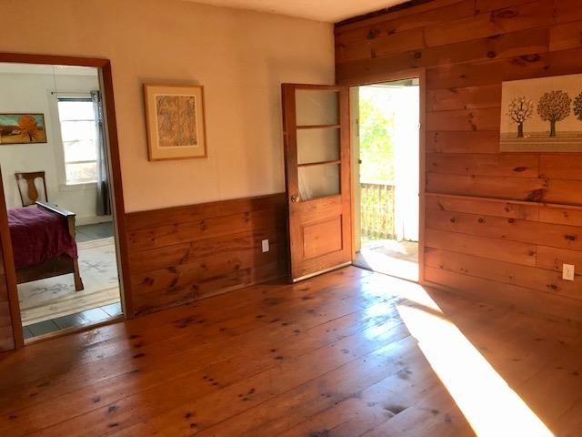 1031 Middle Road Dummerston, VT 05301 - Photo 16 of 38