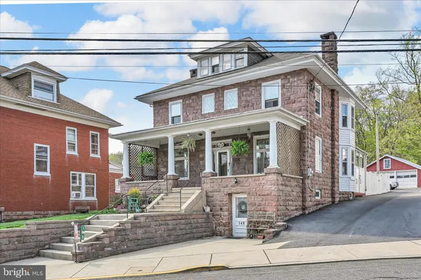 $560,000 | 146 East Main Street, Adamstown, PA 19501