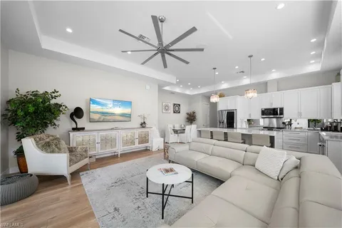 $1,795,000 | 828 100th Avenue North, Naples, FL 34108