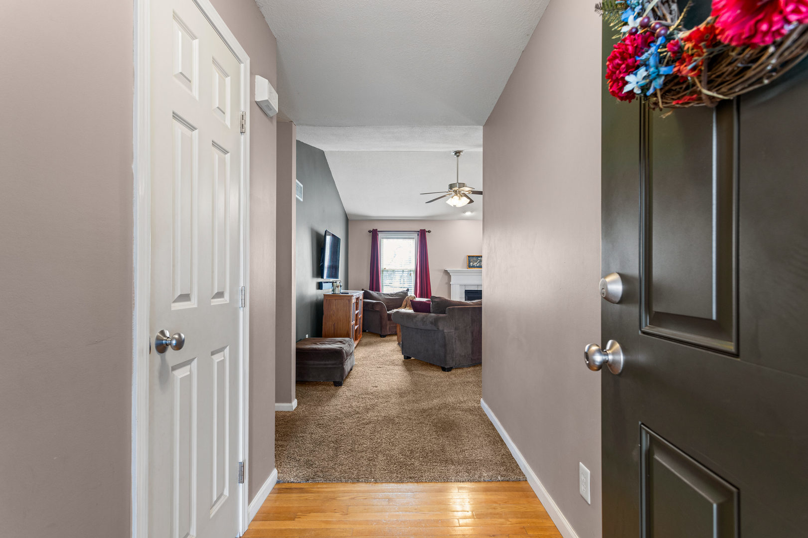 311 Country Lane Tolono, IL 61880 - Photo 4 of 49