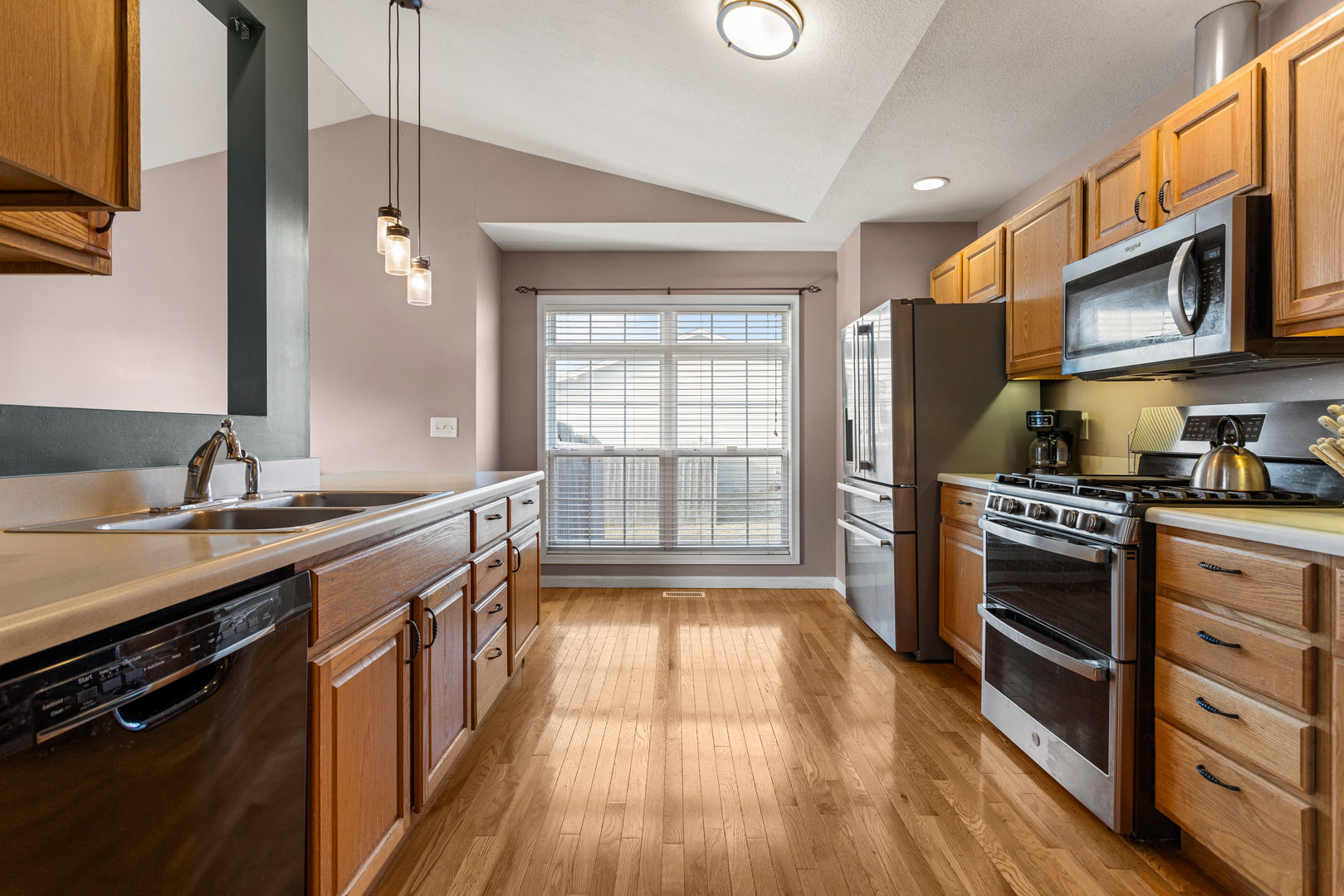 311 Country Lane Tolono, IL 61880 - Photo 9 of 49