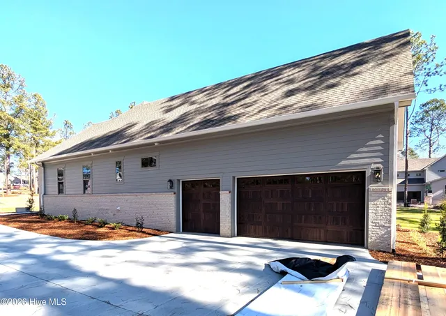 $1,265,000 | 220 Paulson Court, Pinehurst, NC 28374