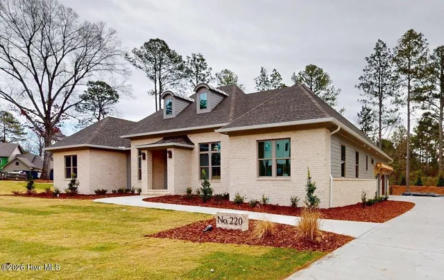 $1,265,000 | 220 Paulson Court, Pinehurst, NC 28374