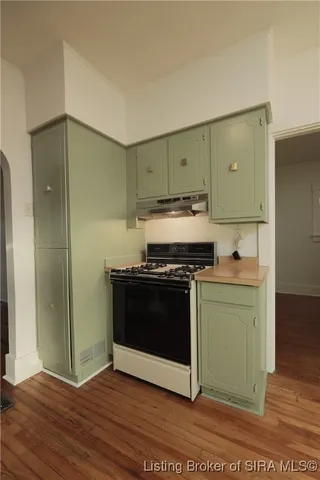 $1,400 | 2218 Beeler Street, New Albany, IN 47150