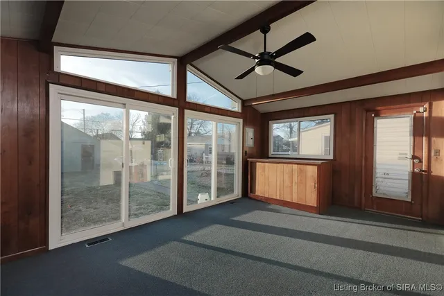 $1,400 | 2218 Beeler Street, New Albany, IN 47150