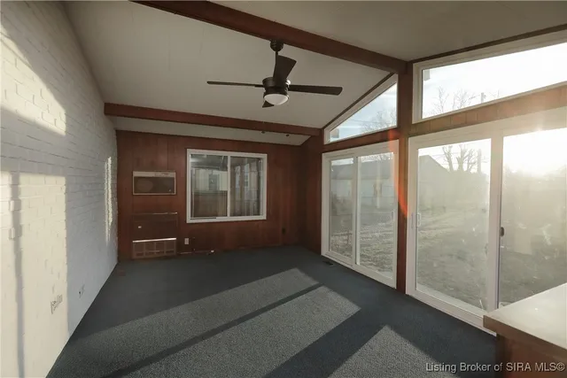 $1,400 | 2218 Beeler Street, New Albany, IN 47150