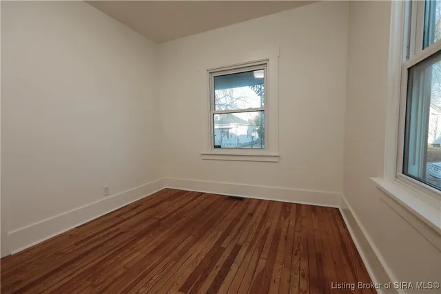 $1,400 | 2218 Beeler Street, New Albany, IN 47150