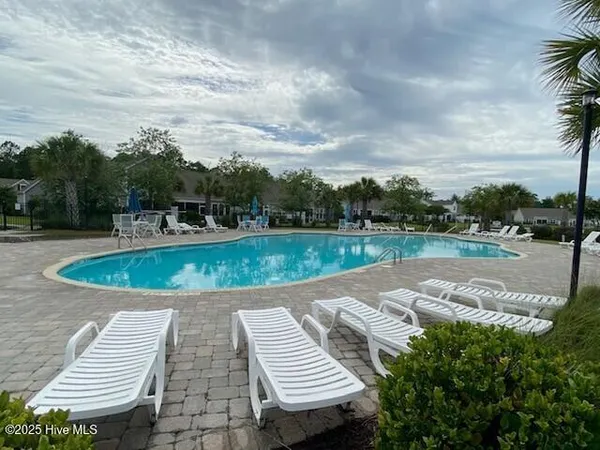 $2,350 | 10142 Morecamble Boulevard, Unit 1, Leland, NC 28451